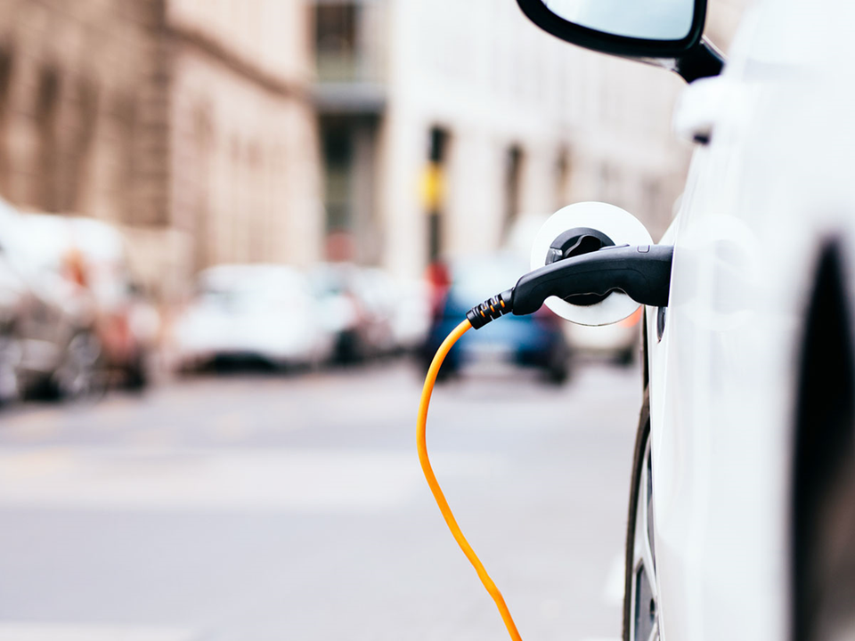 🛢 Pictet AM : « Le choc pétrolier reste inférieur à ceux que l'on a connus depuis 50 ans dans le monde »...